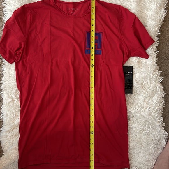 La familia SZ LG Red mens tee - Picture 11 of 11